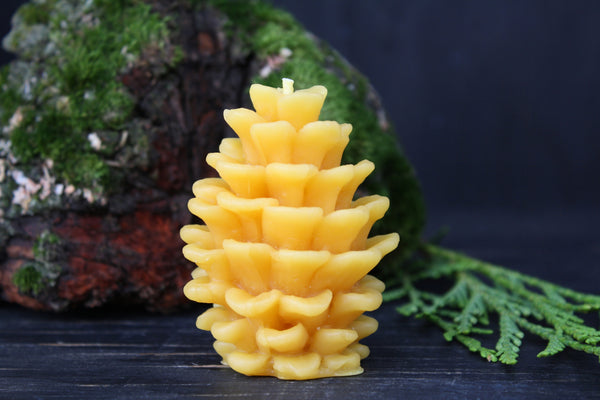 Beeswax Pinecone Votive
