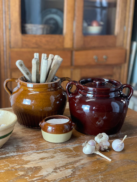 Small Brown vintage Crockery pot
